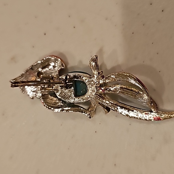 Vintage BIRD pin - Picture 3 of 3